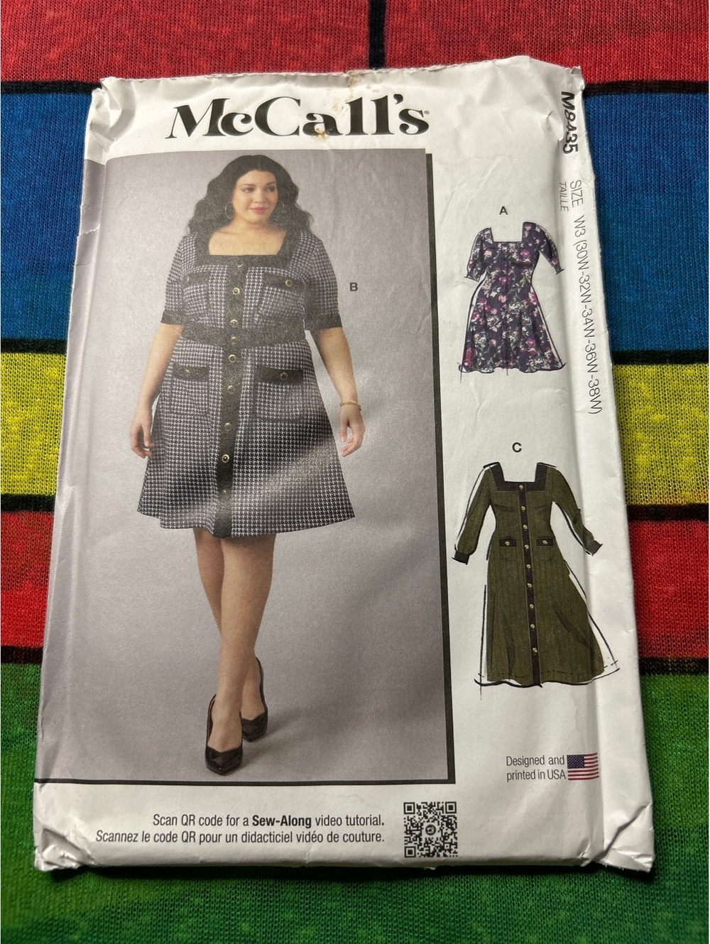 McCall's M8435 Women's Dress Pattern Size 30W-32W-34W-36W-38W)